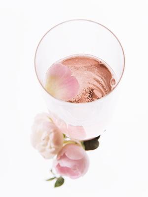 珍しいアクアマリンのリングを手にしよう